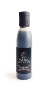 IL BALSAMIELE AL PEPERONCINO E’ UNA CREMA BALSAMICA COSTITUITA SOLAMENTE DALLA NOSTRA ESSENZA DI MODENA, IL MIELE D’ACACIA E PEPERONCINO. NON CONTIENE CONSERVANTI,CARAMELLO O ZUCCHERI AGGIUNTI ED E’ TOTALMENTE NATURALE.